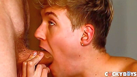 Blonde cutie with sexy body gets fucked