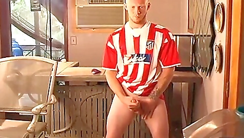 Slutty girl gets off with dildo machine