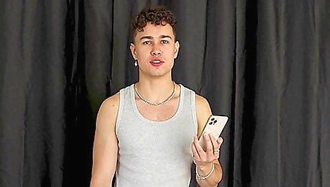 Mas vorveganniding on a little dick