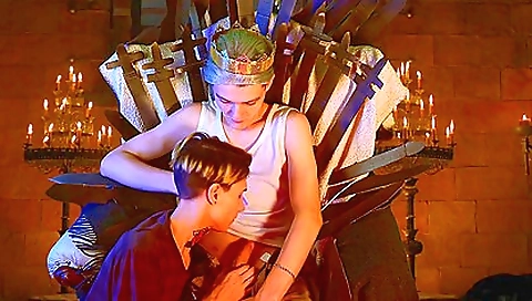 Sexy mature chick gets a hard fucking