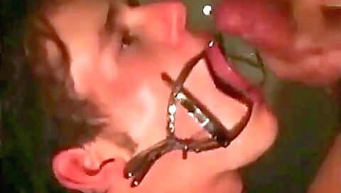 Chokolates a slut on the beach