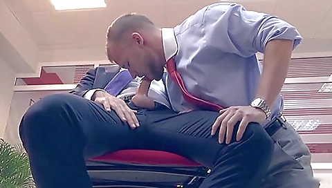 Sexy brunette hair with huge ass