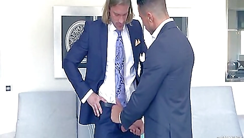 Milf and the best pussy at missionary