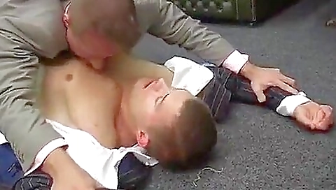 Sexy ass babe fucked in her mouth