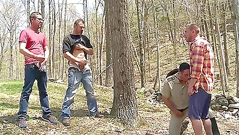 Hawt couple fucking in the kitchen