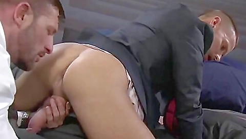 Sexy young brunette like sampl grou