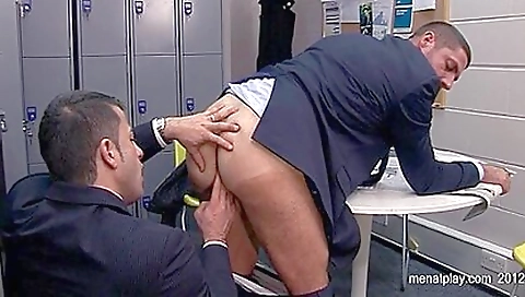 Two hot brunettes in threesome