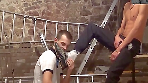 Hawt babe fucking with a dildo